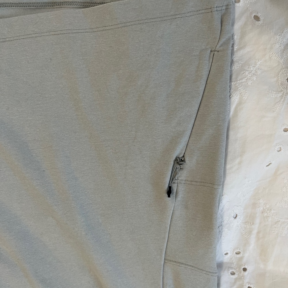 Lululemon half zip - Picture 5 of 5
